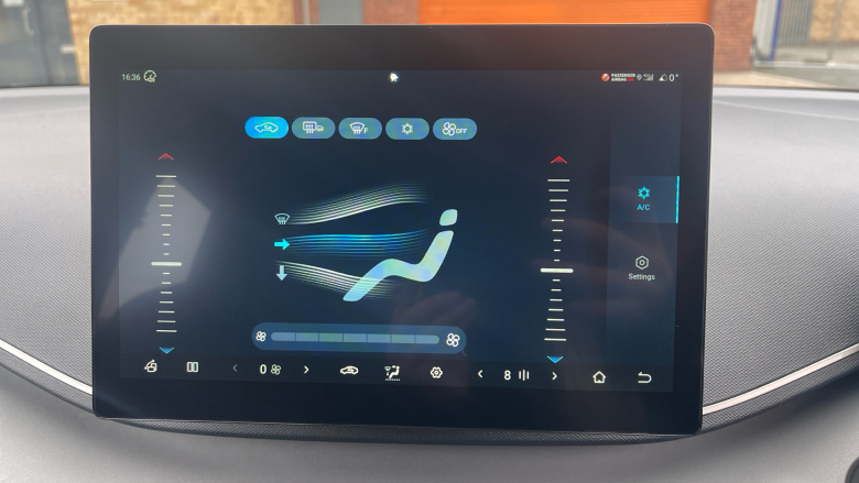 BYD Dolphin Surf 65kW Active 30kWh 5dr Auto Electric Hatchback